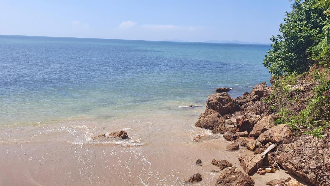 Koh Jum Aosi Beach View Bagian luar foto