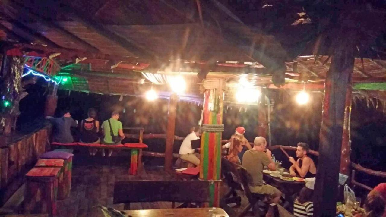 Koh Jum Aosi Beach View Bagian luar foto